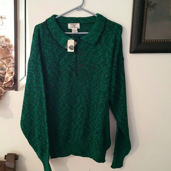 Cozy green sweater nwt