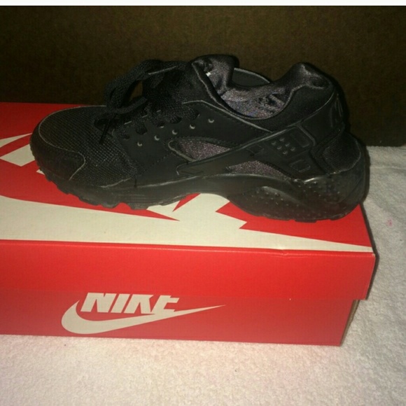 Sneakers ///sold\\\