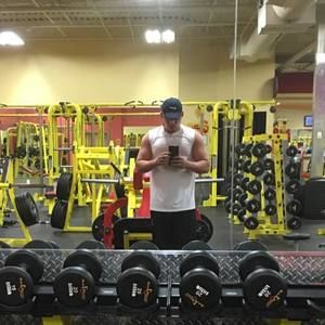 Meet your Posher, Cesar