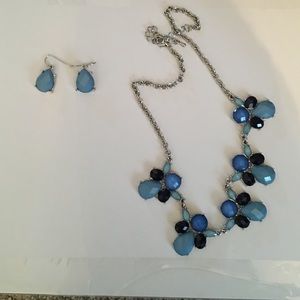 Earring and necklace set