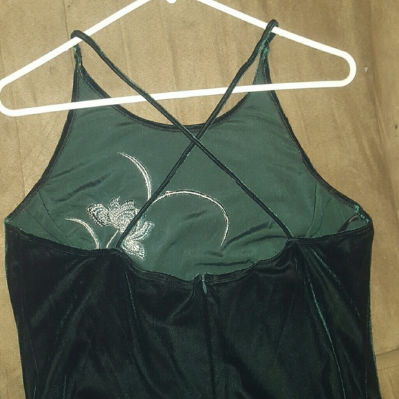 Dress - Picture 2 of 3