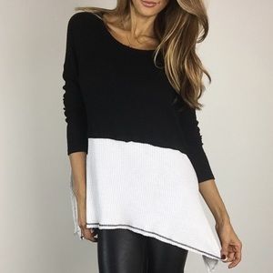 • Last Item • Black & White Colorblock Thermal