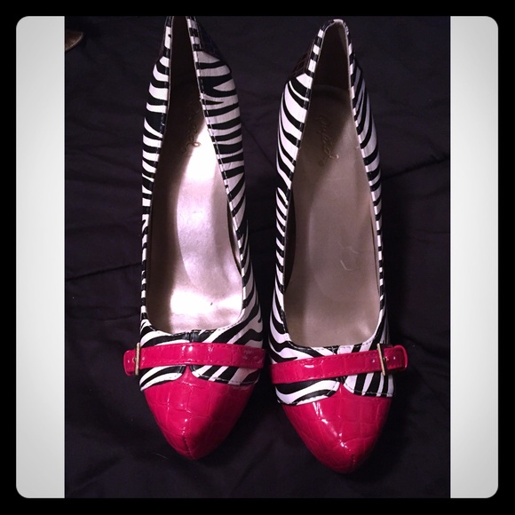 Zara Shoes - Black, White & Red Zebra Print Heels