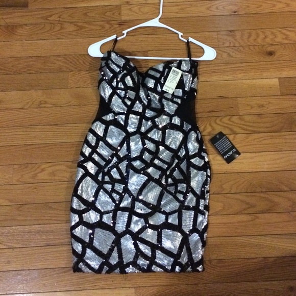 Sexy party dress NWT!