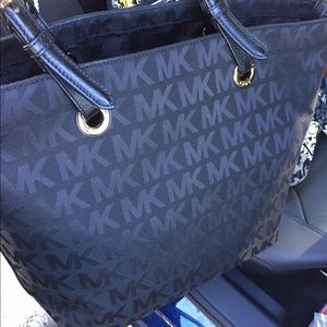 Michael Kors Tote
