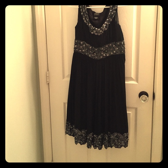 Size 4 Adrianna Papell Evening Dress.