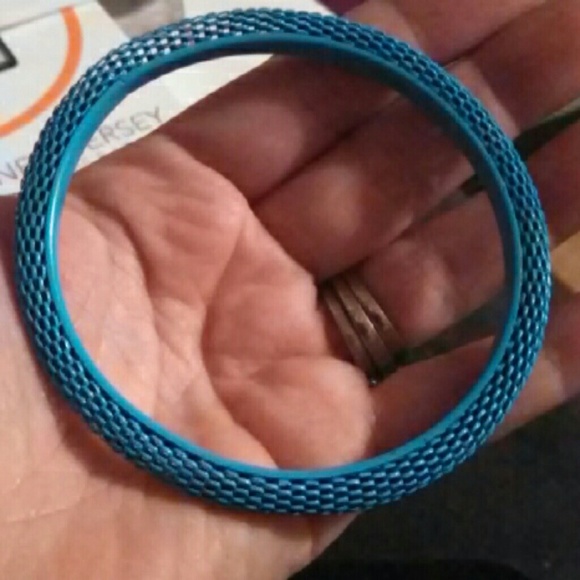 Light blue bangle bracelet - Picture 2 of 2