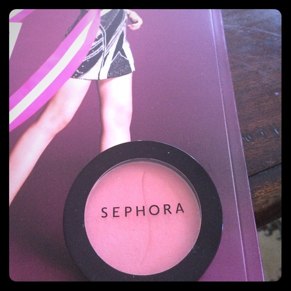 Sephora Other - Brand new Sephora blush