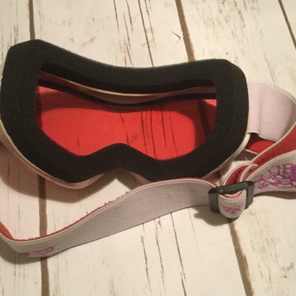 Rose Snow Board Goggles - Picture 3 of 4