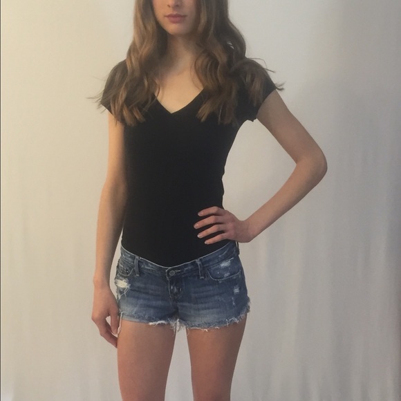 Hollister Denim Shorts - Picture 2 of 4