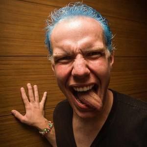 Meet your Posher, Devin