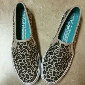 SUPER SALE - Keds Slip-on