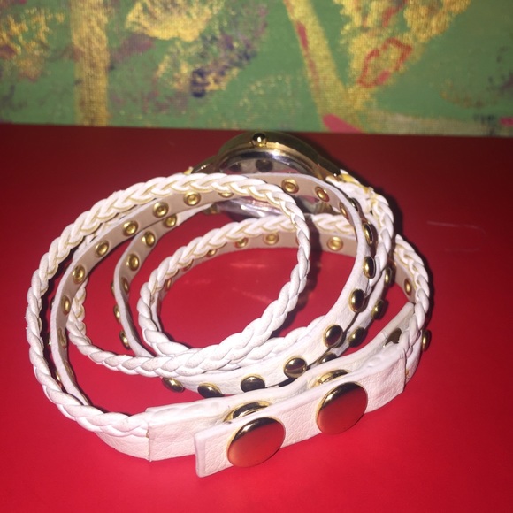 Wraparound watch - Picture 3 of 3