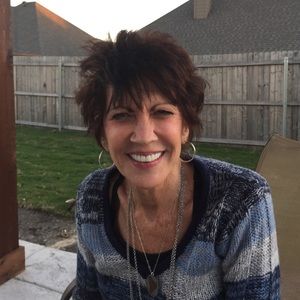 Meet your Posher, Becky