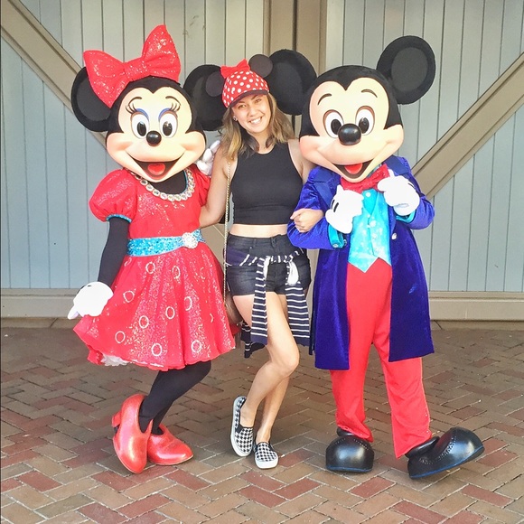 Meet Your Posher!๐๐๐๐ผ - Picture 4 of 4