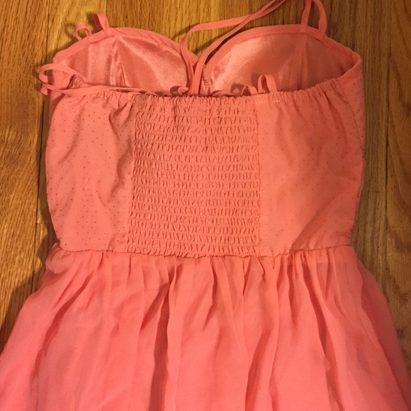 Dress 👗 - Picture 3 of 4
