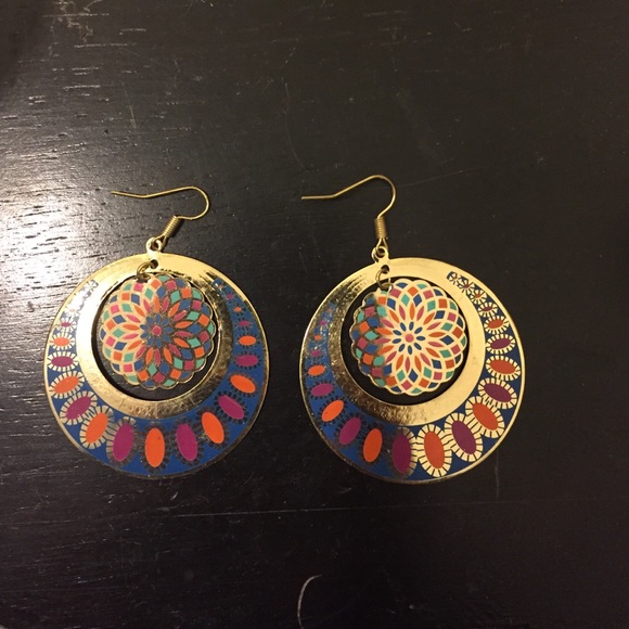 Beautiful earrings - exotic
