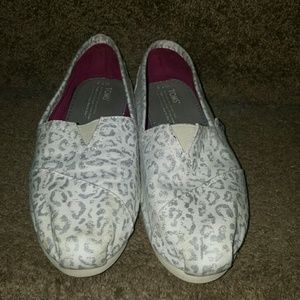 Toms silver spots