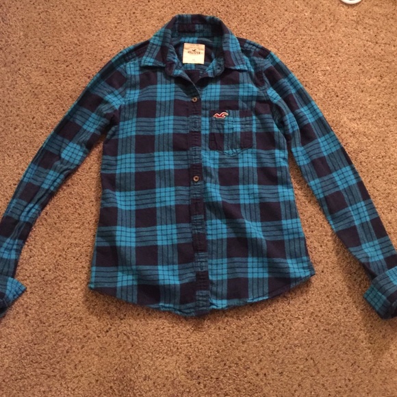Blue plaid Hollister shirt