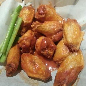 Meet your Posher, Santi