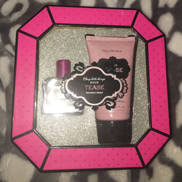 Victoria's Secret sexy little things noir tease