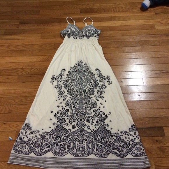 Lovely maxi dress