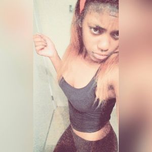 Meet your Posher, Amari