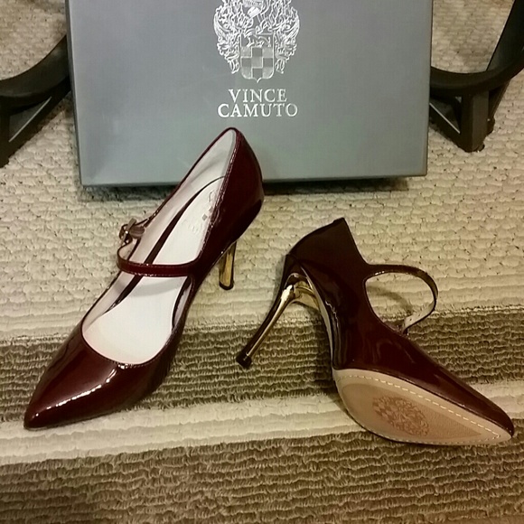 Vince Camuto Shoes - VINCE CAMUTO 'CALLEA' PUMP