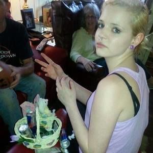 Meet your Posher, Nicole