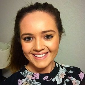 Meet your Posher, Victoria