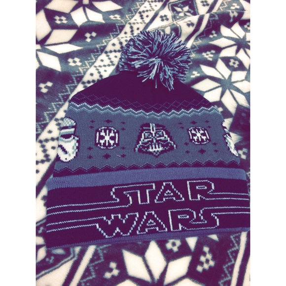 PacSun Accessories - Star Wars pompom beanie