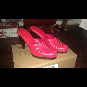 NY Transit mule heels