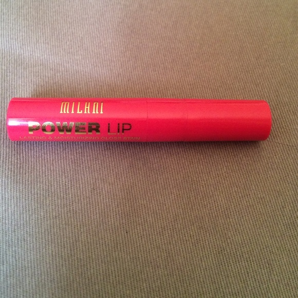 Lipgloss stain