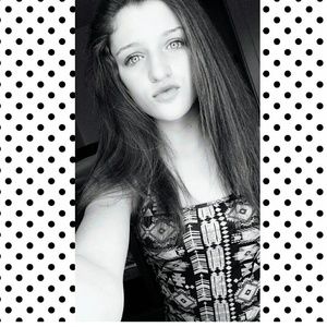 Meet your Posher, Abby