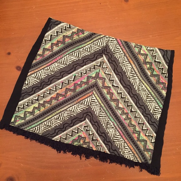 Urban Outfitters Dresses & Skirts - Urban Outfitters 'Staring at Stars' Aztec Skirt