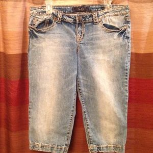 Jessica Simpson Malibu super-low capris, sz 32