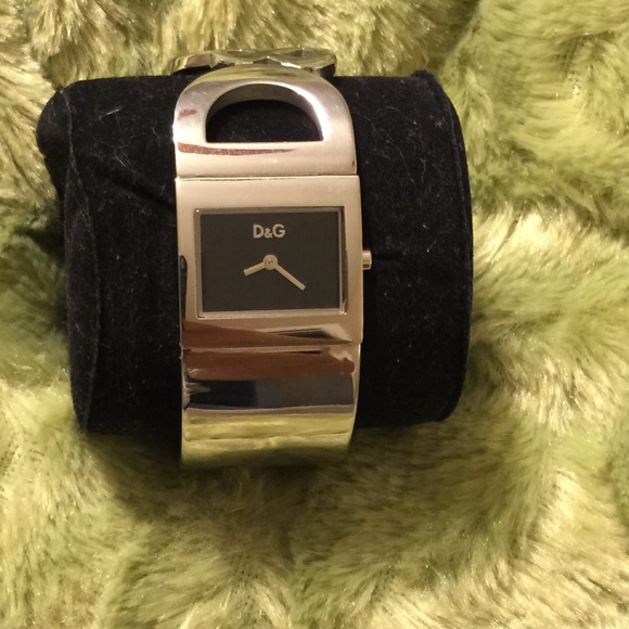 D&G watch bracelet style