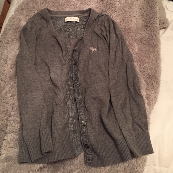 Grey cardi