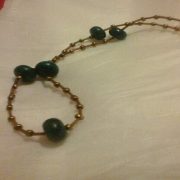 American Eagle Outfitters Jewelry - Earthy necklace