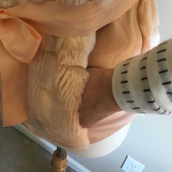 FAUX FUR PINK VEST - Picture 8 of 8