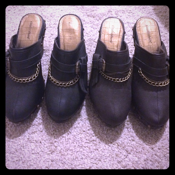 2 PAIRS BLACK & BROWN CLOUDWALKERS BRAND HEELS
