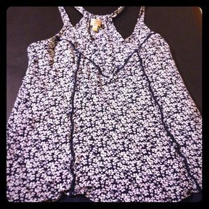 Cute floral tank!