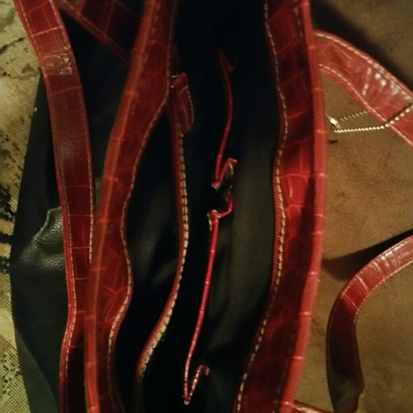 Purse - Picture 2 of 2