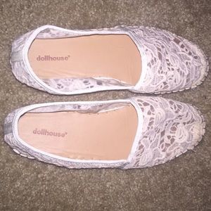 Lace Flats