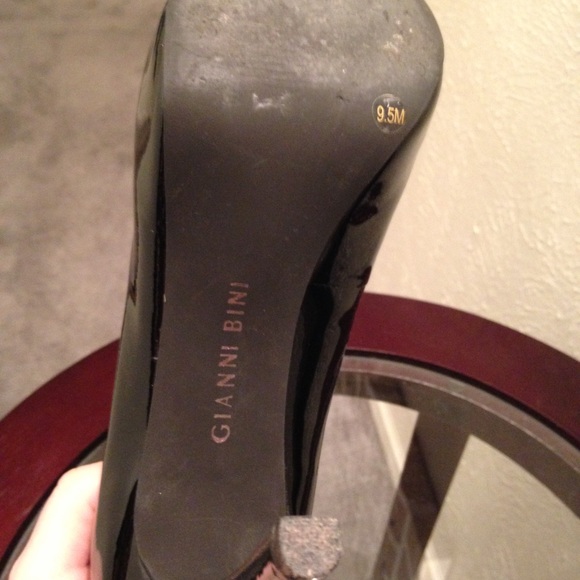 Gianni Bini black heels - Picture 4 of 4