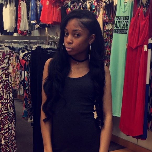 Meet your Posher, Paris - Picture 2 of 2