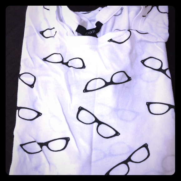 Forever 21 glasses T-shirt
