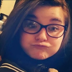 Meet your Posher, Sierra