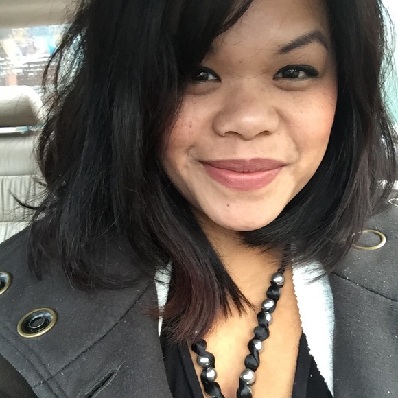 Meet your Posher, Lorena