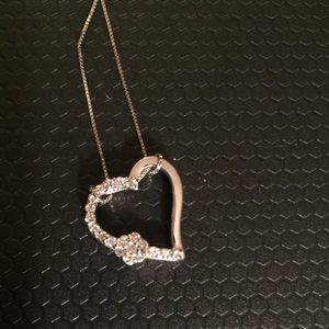 white gold chain with diamond heart pendant